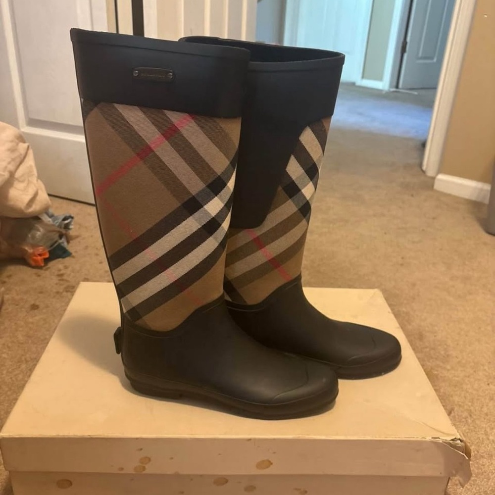 Burberry Check Panel Rain Boots - Picture 2 of 4